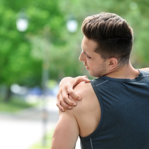 physical-therapy-clinic-shoulder-pain-relief-Darien-Physical-Therapy-and-fitness-Darien-CT